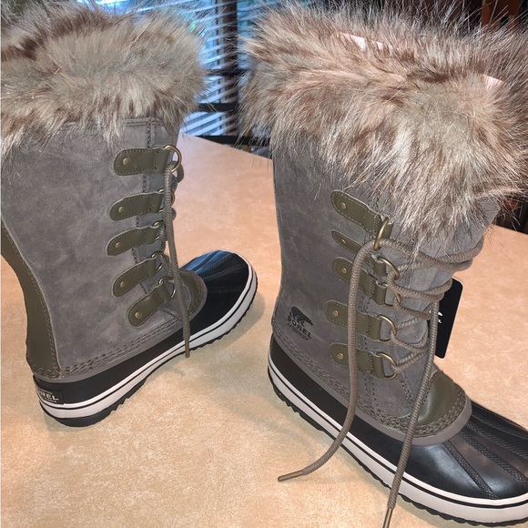 Sorel Joan of Arctic Major Dark Stone Lace Up Boot - Picture 3 of 11